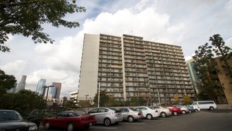 Little Tokyo Towers in Los Angeles, CA - Building Photo
