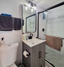 1503 W 19th St, Unit 3R in Chicago, IL - Building Photo - Building Photo
