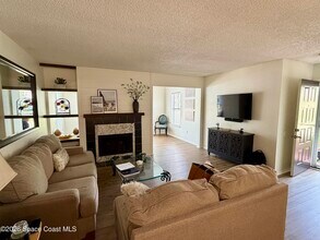 225 S Tropical Trail in Merritt Island, FL - Building Photo - Building Photo