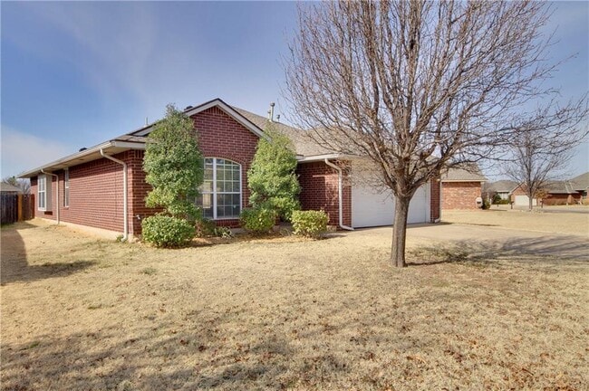 1866 Olde School Rd in Edmond, OK - Building Photo - Building Photo