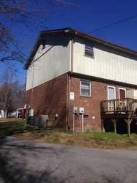 605 Culbreth Ave in Thomasville, NC - Foto de edificio - Building Photo