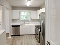 113 Ivy Brook Dr photo'