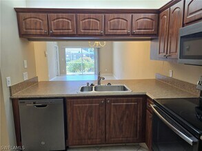 2656 Kings Lake Blvd in Naples, FL - Building Photo - Building Photo