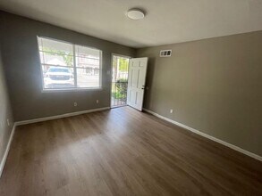 3021 Carnes Ave in Memphis, TN - Building Photo - Building Photo