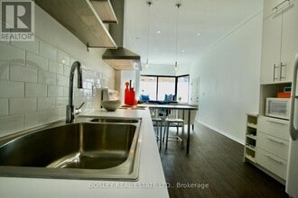 866 Broadview Ave in Toronto, ON - Building Photo - Building Photo