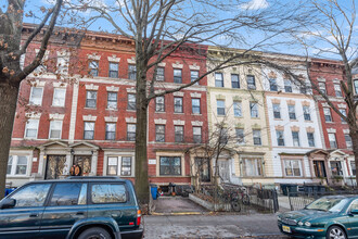 1070 Park Pl in Brooklyn, NY - Building Photo - Building Photo