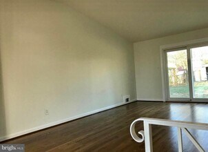 4917 McCall St in Rockville, MD - Building Photo - Building Photo