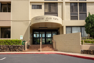 Country Club Vista in Honolulu, HI - Building Photo - Building Photo