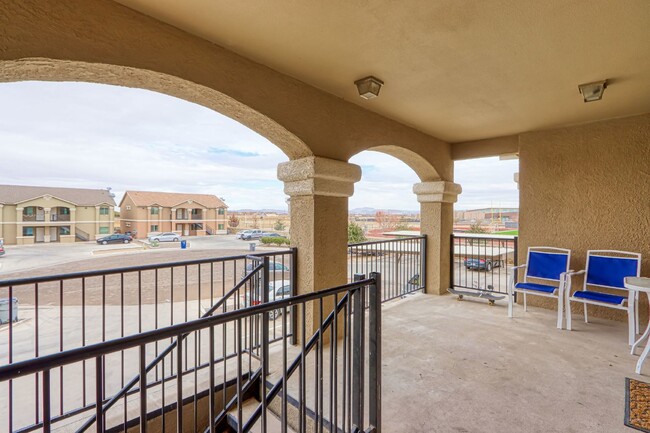 14310 Gil Reyes Dr, Unit Unit D in El Paso, TX - Building Photo - Building Photo