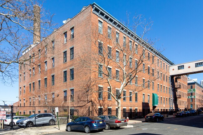 186 Wayne St in Jersey City, NJ - Building Photo - Building Photo