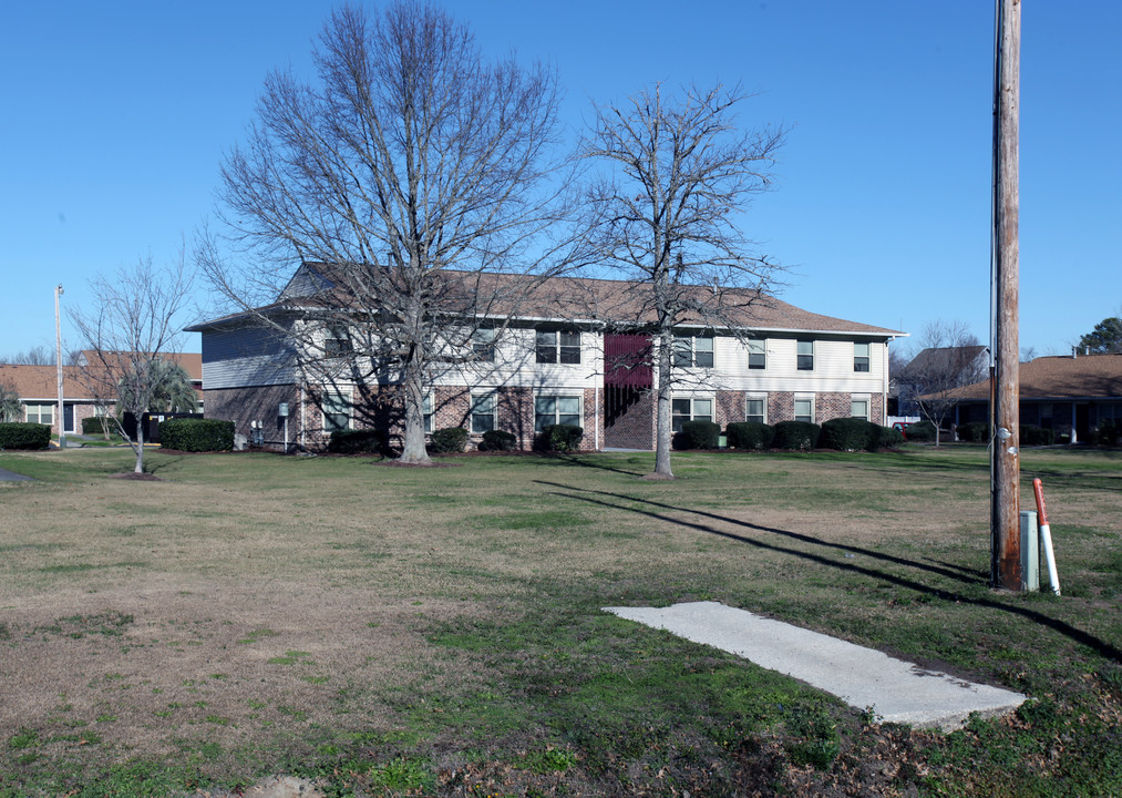 Sandygate Village Apartments in Myrtle Beach, SC - Building Photo