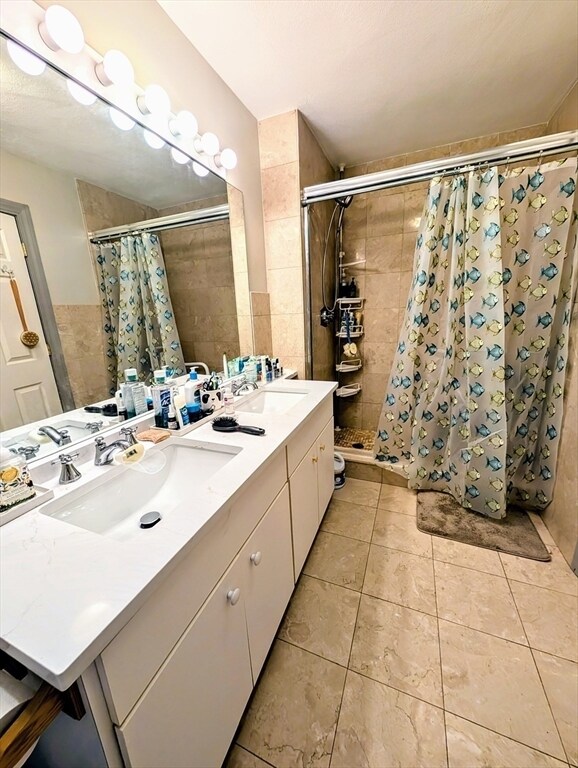 25 Winthrop Rd in Brookline, MA - Building Photo - Building Photo