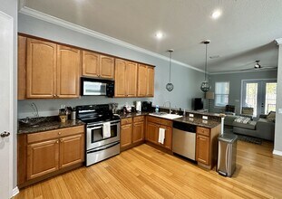 210 S New Jersey Ave in Tampa, FL - Building Photo - Building Photo