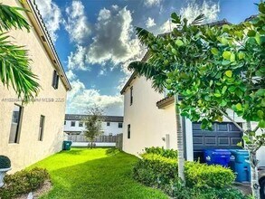 12744 SW 230th St in Goulds, FL - Building Photo - Building Photo