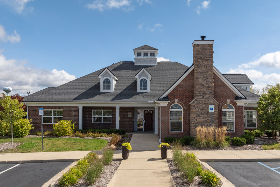 Abbey Ridge Apartments in Oxford, MI - Foto de edificio