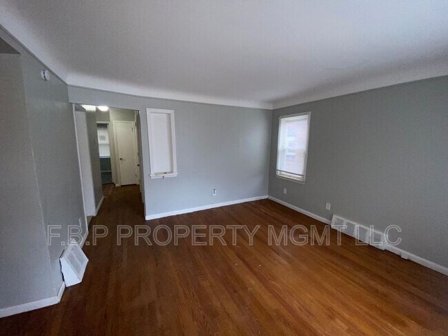 19447 Huntington Rd in Detroit, MI - Building Photo - Building Photo