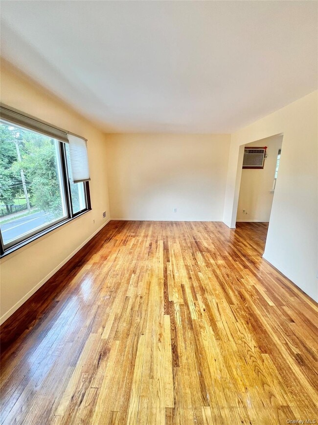36 Broadway in Dobbs Ferry, NY - Building Photo - Building Photo