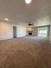 6451 Alpine Ave NW in Comstock Park, MI - Building Photo - Building Photo