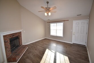 2356 Grant Ave in Fayetteville, NC - Building Photo - Building Photo