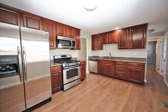 513 Brockton Ln in Schaumburg, IL - Building Photo - Building Photo