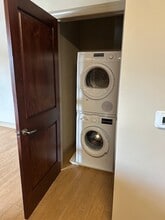 1032 N Washington Ave, Unit 203 in Scranton, PA - Foto de edificio - Building Photo