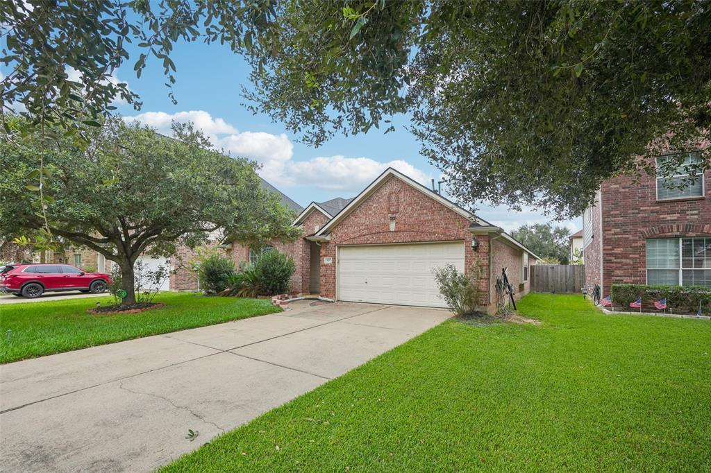 16614 New Market Ln in Houston, TX - Building Photo