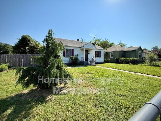 3800 NW 27th St