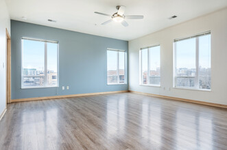 640 West in Madison, WI - Building Photo - Interior Photo