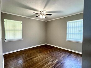 9529 Chesterfield Dr in Houston, TX - Building Photo - Building Photo