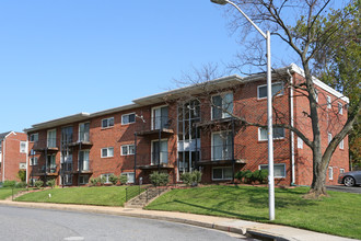 Regent Apartments in Baltimore, MD - Building Photo - Building Photo