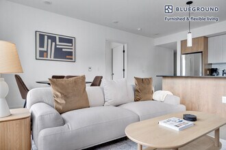 1502 Fawcett Ave in Tacoma, WA - Building Photo - Building Photo