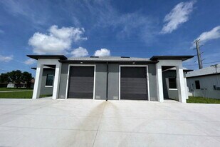 4216 Santa Barbara Blvd S in Cape Coral, FL - Building Photo
