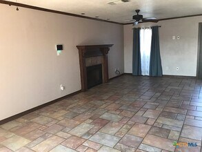 419 Tomahawk Dr in Harker Heights, TX - Building Photo - Building Photo