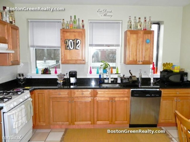 1460 Tremont St-Unit -Apt 4 in Boston, MA - Building Photo - Building Photo