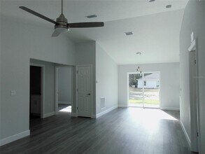 13558 SW 114th Ln in Dunnellon, FL - Building Photo - Building Photo