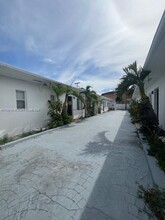 2900 W Flagler St in Miami, FL - Building Photo - Building Photo