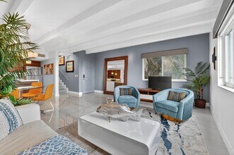 250 S Ocean Blvd in Delray Beach, FL - Building Photo - Building Photo