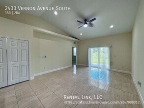 2433 Vernon Ave S in Lehigh Acres, FL - Building Photo - Building Photo