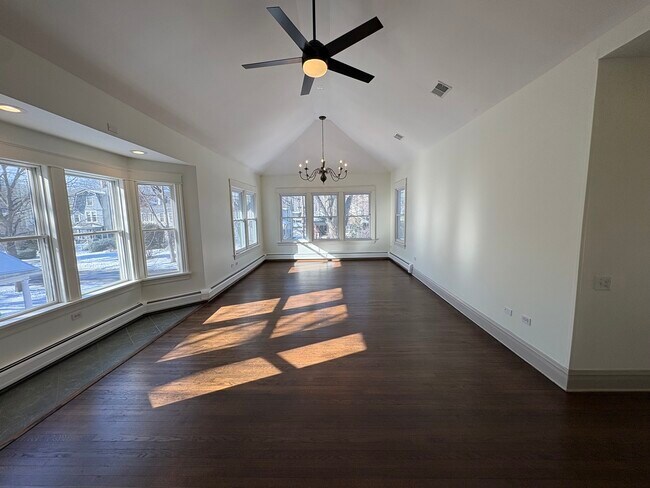 416 N Grove Ave in Oak Park, IL - Building Photo - Building Photo