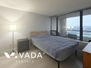 4188 Dawson St in Burnaby, BC - Building Photo - Building Photo
