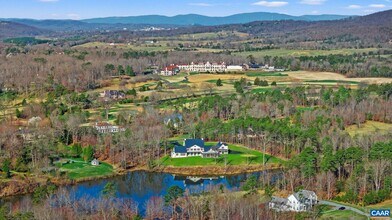 4018 Fairway Dr in Keswick, VA - Building Photo - Building Photo