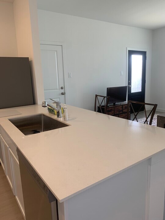 28602 Prickle Grass Trl in Hockley, TX - Building Photo