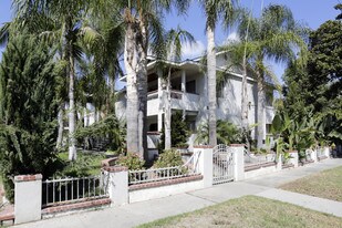 635 N Ventura St in Anaheim, CA - Building Photo