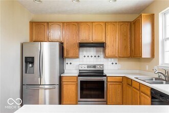 13800 Stanford Dr in Westfield, IN - Building Photo - Building Photo