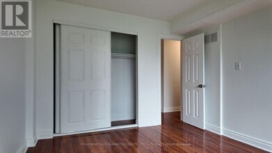 74 David St in Brampton, ON - Building Photo - Building Photo