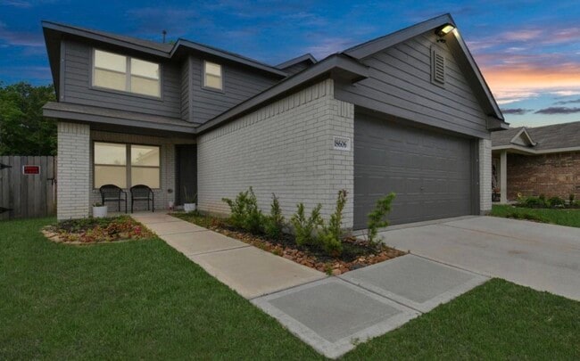 property at 18606 Rosehill Pr Dr