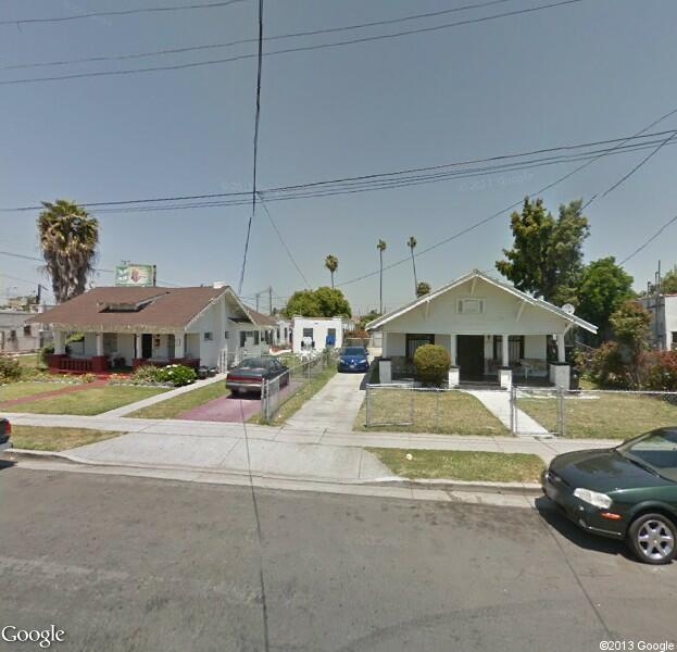 1679 W 37th St in Los Angeles, CA - Building Photo