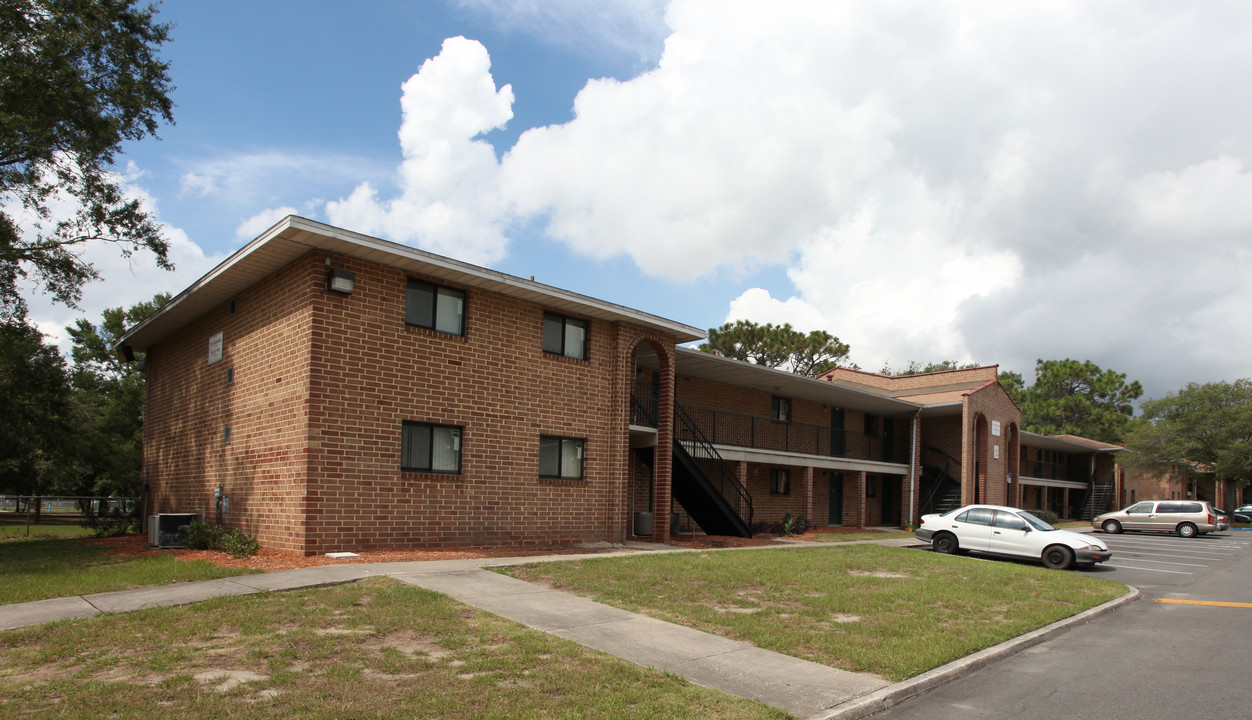 Caroline Arms Apartments in Jacksonville, FL - Foto de edificio