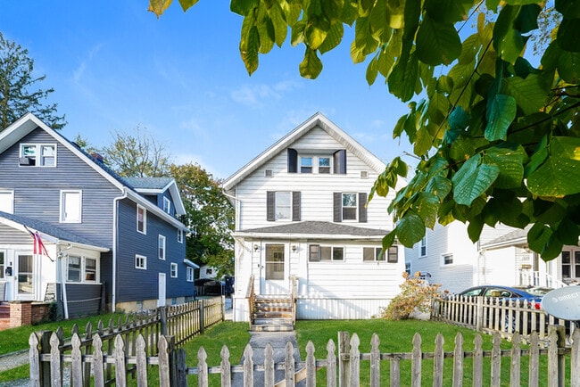 property at 1029 Bloomfield Ave