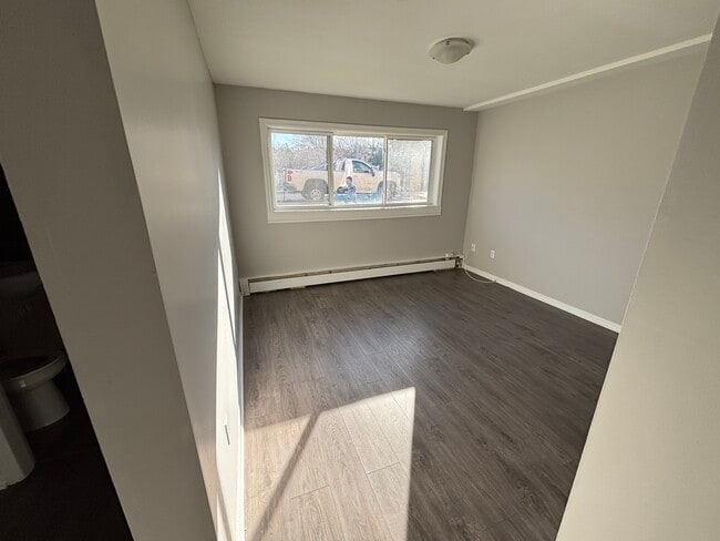 property at 44 River Rd